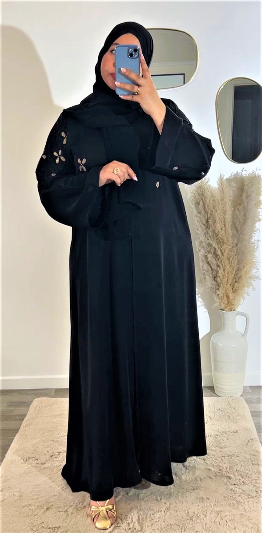 Abaya Zahra
